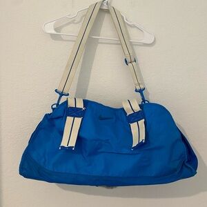 Vintage 80s Nike Gym Athletic Duffle Bag Day Pack Luggage Weekender Bag